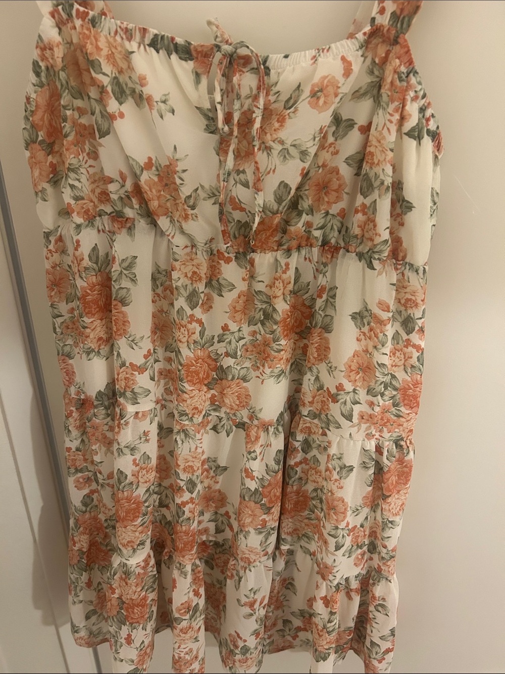 Sleeveless Floral Midi Dress in Cream and Peach
